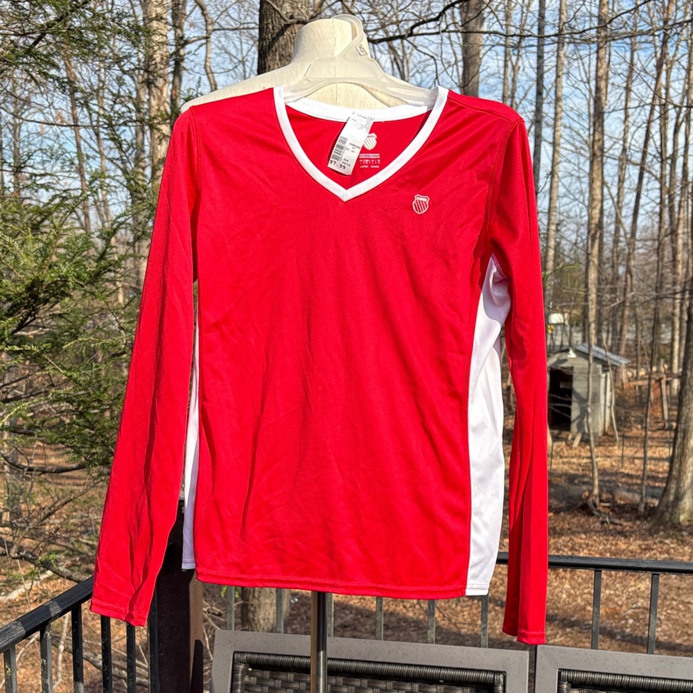NWT K-Swiss  KIDS Red and White Long Sleeve V-Neck Top sz L (12-14)